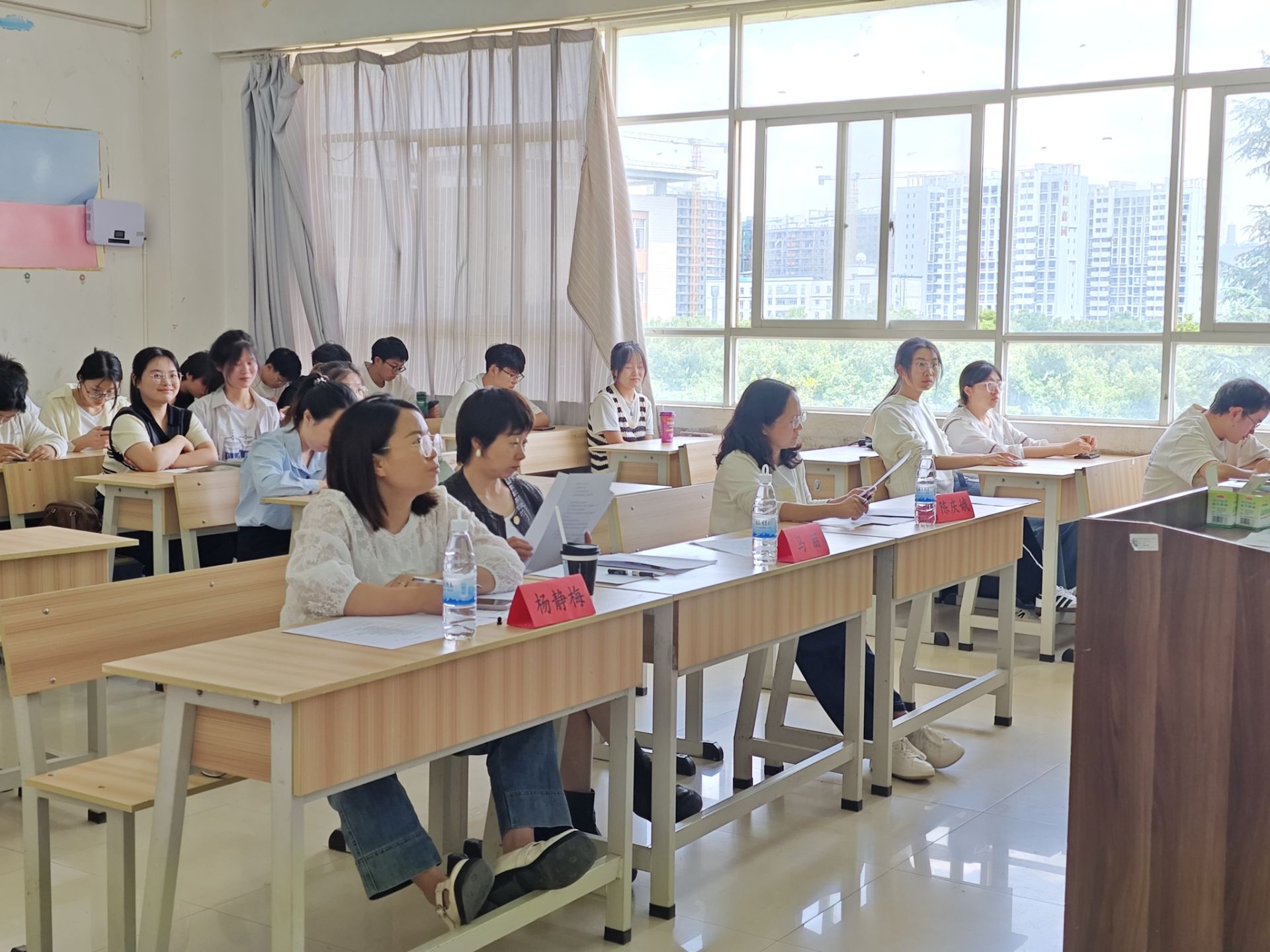 图2：课堂教学比赛现场.jpg