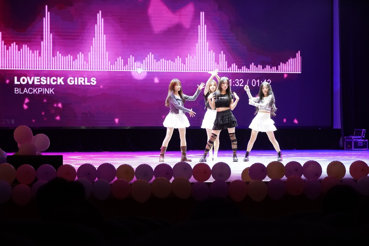 舞蹈《Lovesick Girls》.png 舞蹈《Lovesick Girls》.png