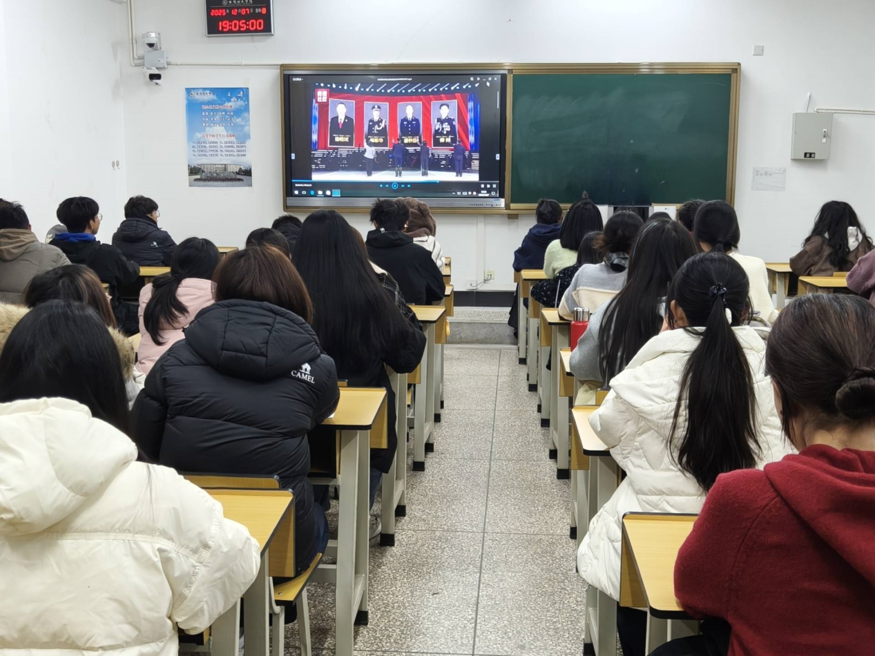 图2:活动现场.png 图2:活动现场.png